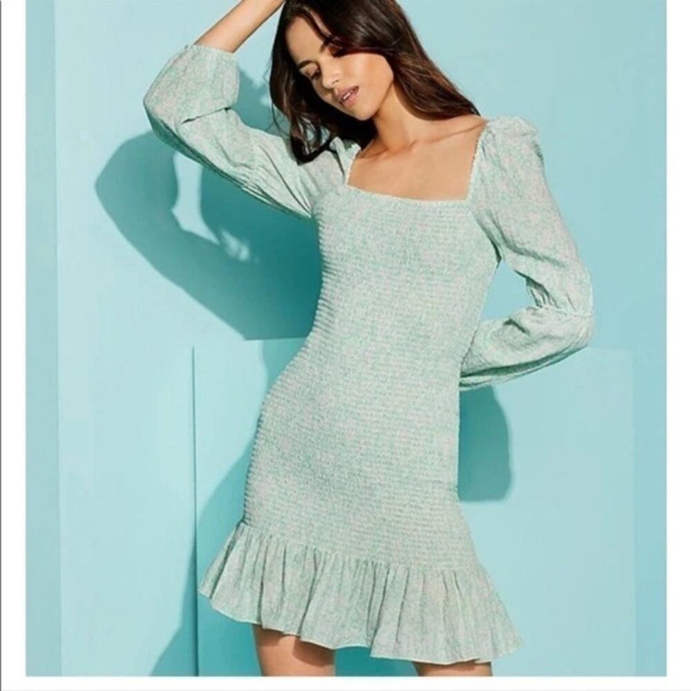 Gianni Bini Tally Long Sleeve Mint Floral Smocked Mini Dress Square Neck Ruffled